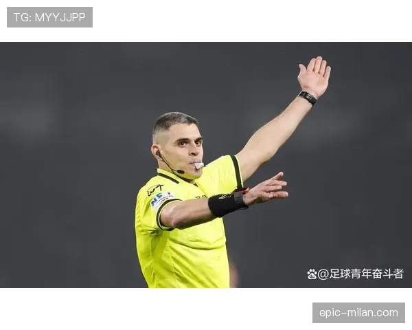 门将持球时为何受规则保护？这些接触不算犯规